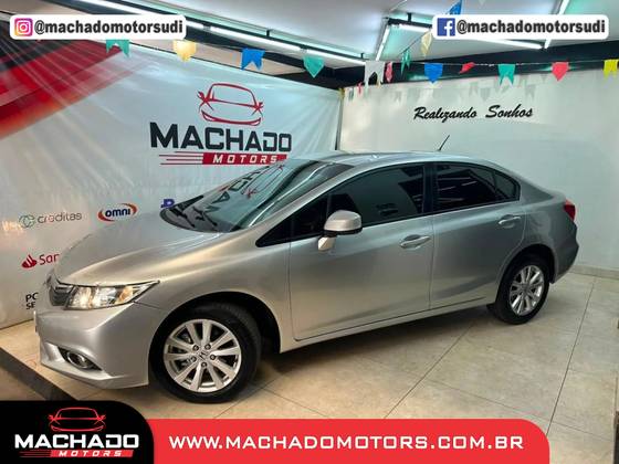 HONDA CIVIC 1.8 LXS 16V FLEX 4P AUTOMÁTICO HONDA CIVIC 1.8 LXS 16V FLEX 4P AUTOMÁTICO